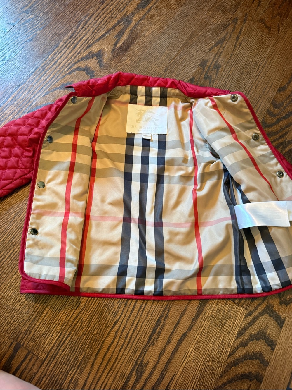 Burberry Red Quilted Kids Puffer Jacket - Picture 8 of 11